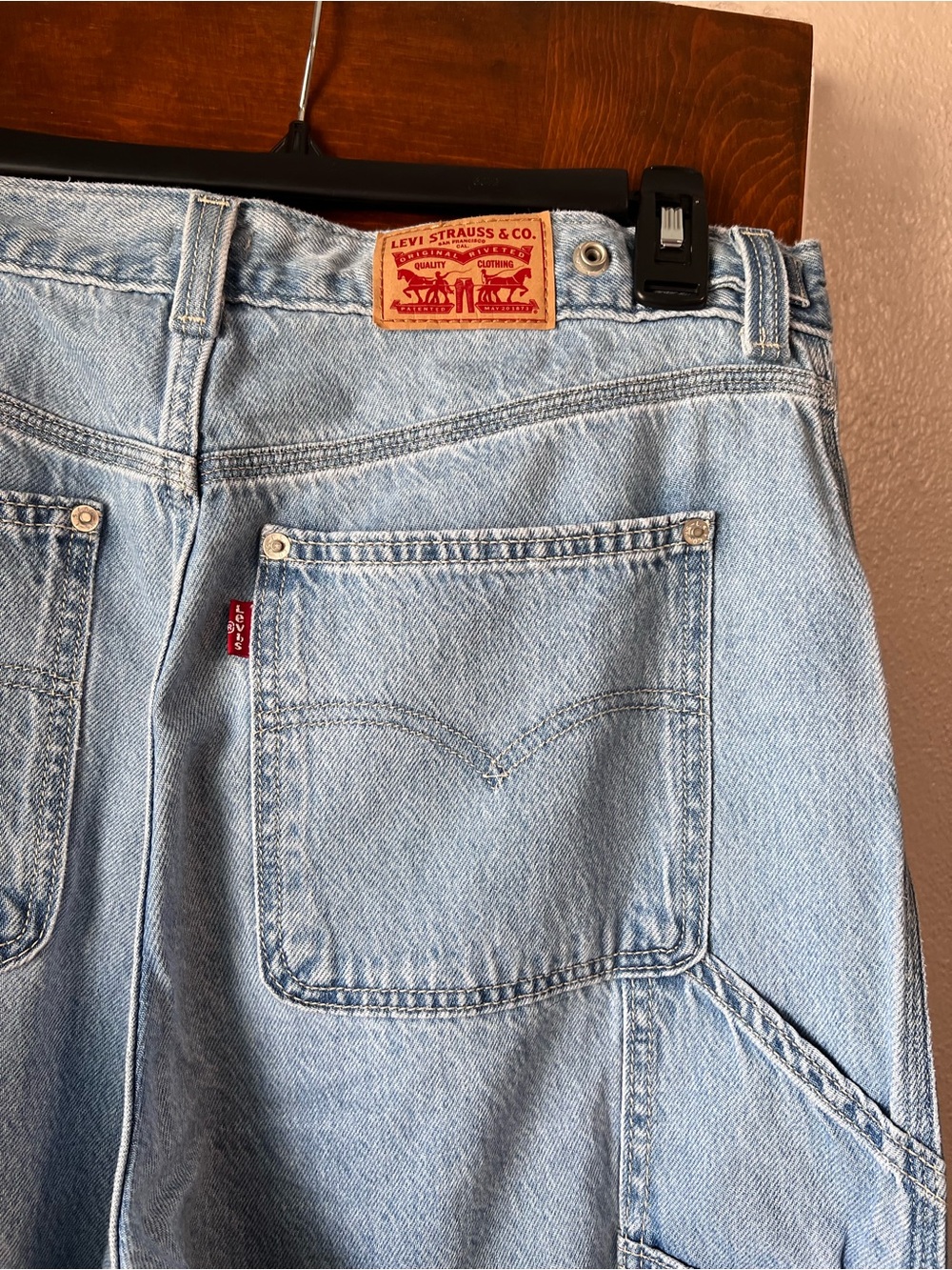Levi's Cinch Waist Baggy Carpenter Denim - Picture 3 of 11